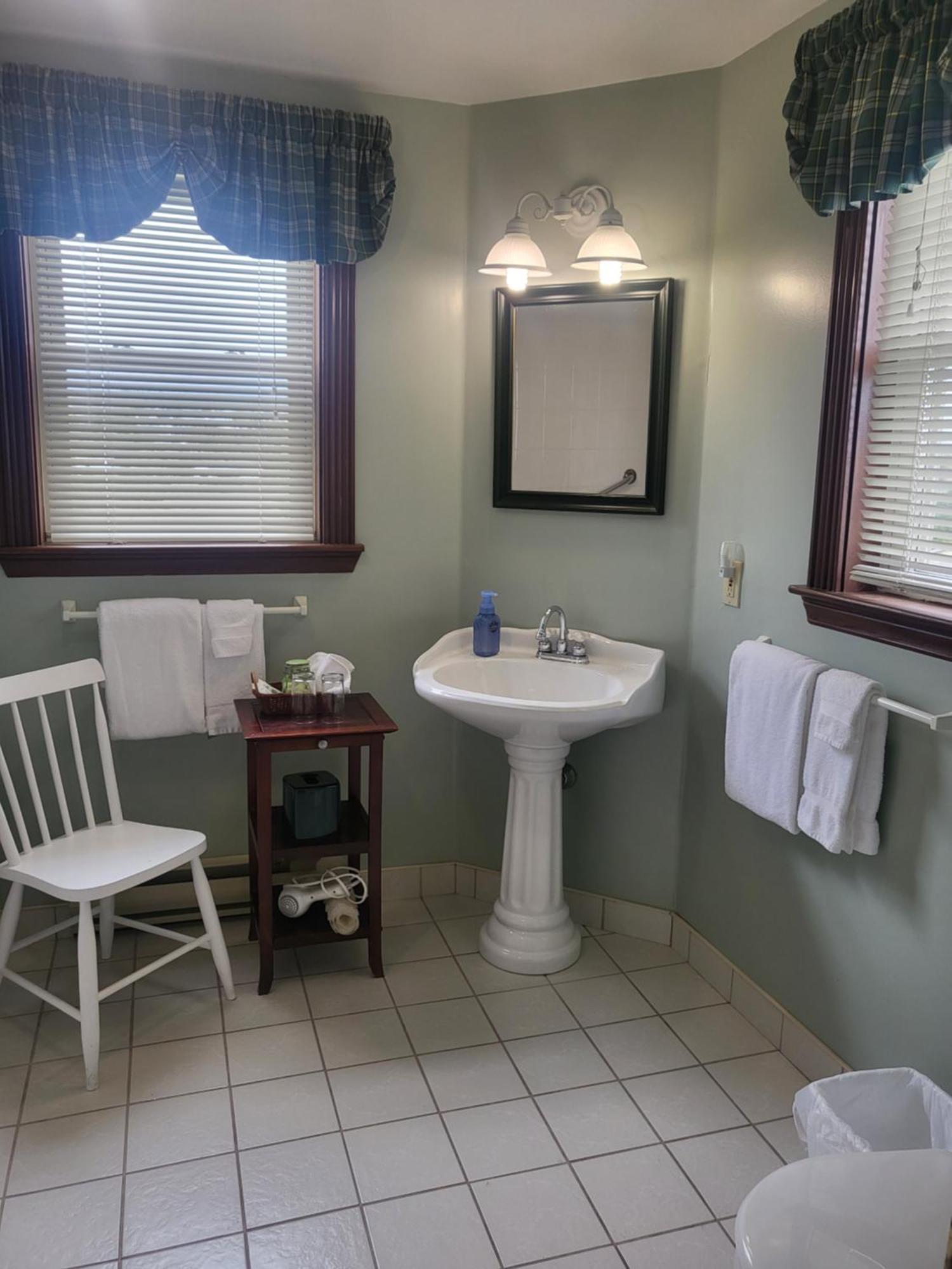 Cranberry Cove Inn 루이스버그 외부 사진