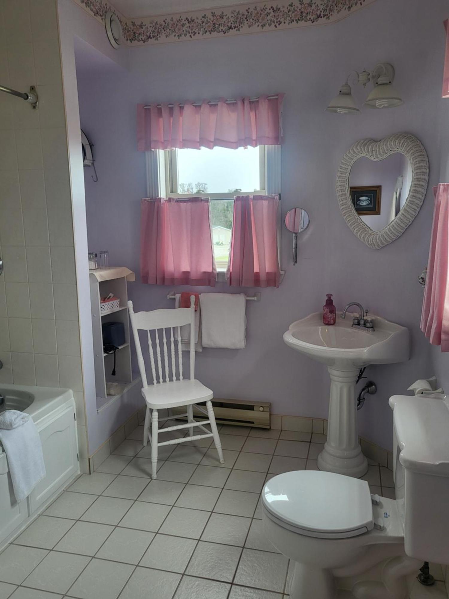 Cranberry Cove Inn 루이스버그 외부 사진
